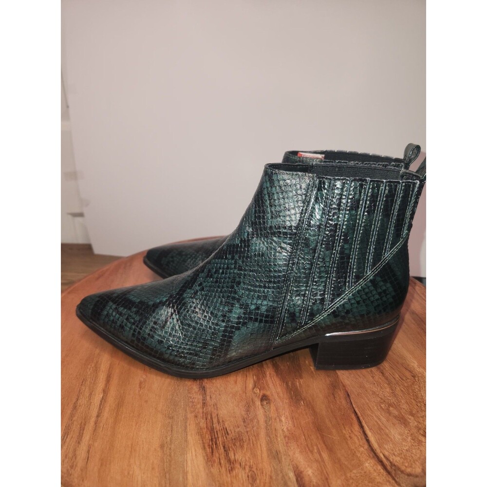 Marc Fisher Missir Chelsea GRN faux snake skin print Boot byWomen's US Sz 9 Med